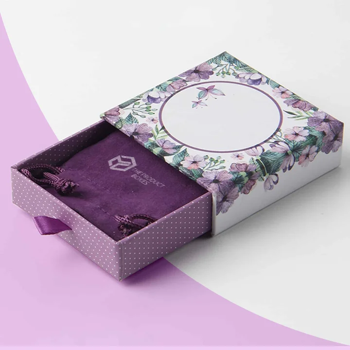 Tray and Sleeve Necklace Box
