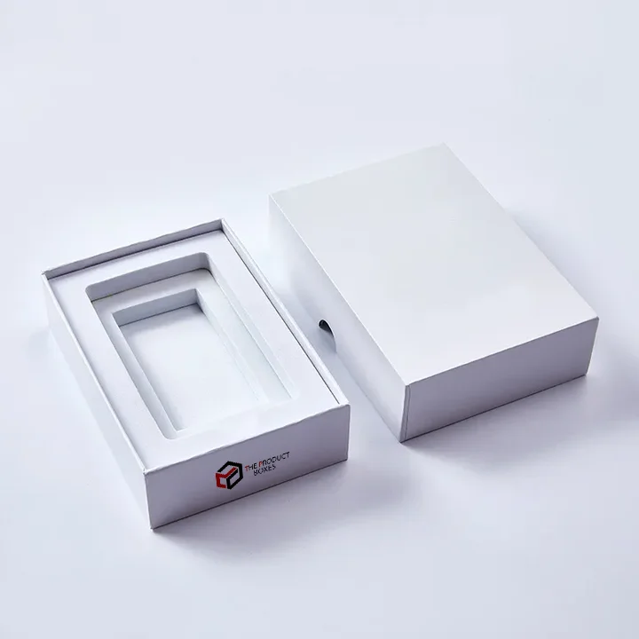 white mobile battery packaging